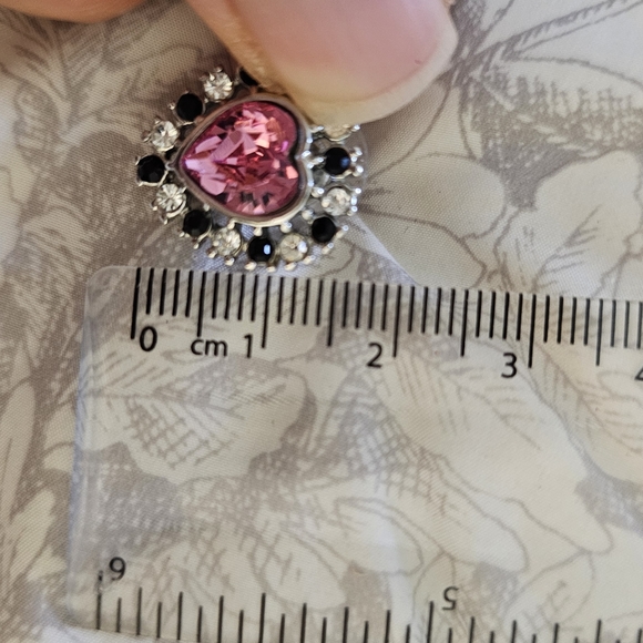 Pink heart earings - Picture 4 of 4